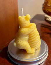Load image into Gallery viewer, Bear &amp; Beehive Beeswax Candle
