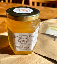 Load image into Gallery viewer, Chai Infused Colorado Wildflower Honey
