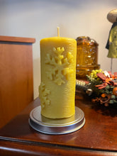 Load image into Gallery viewer, Snowflake Beeswax Pillar Candle
