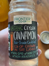 Load image into Gallery viewer, Ceylon Cinnamon Creamed Honey

